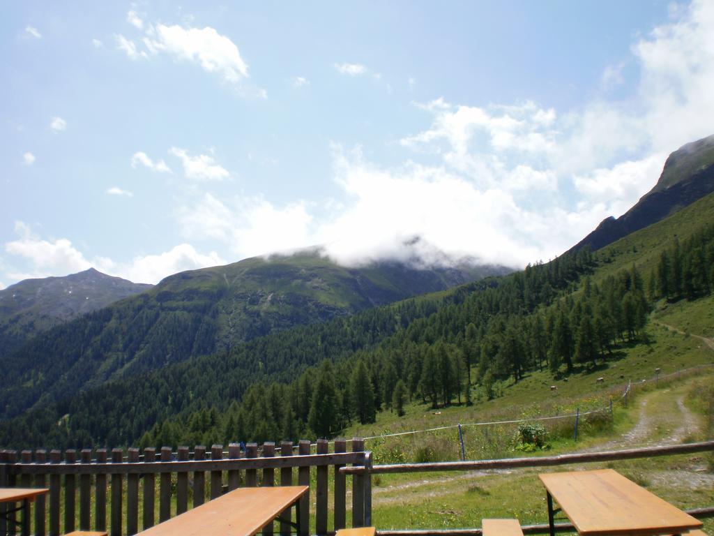 Haus Mattle Apartment Pettneu am Arlberg Bilik gambar