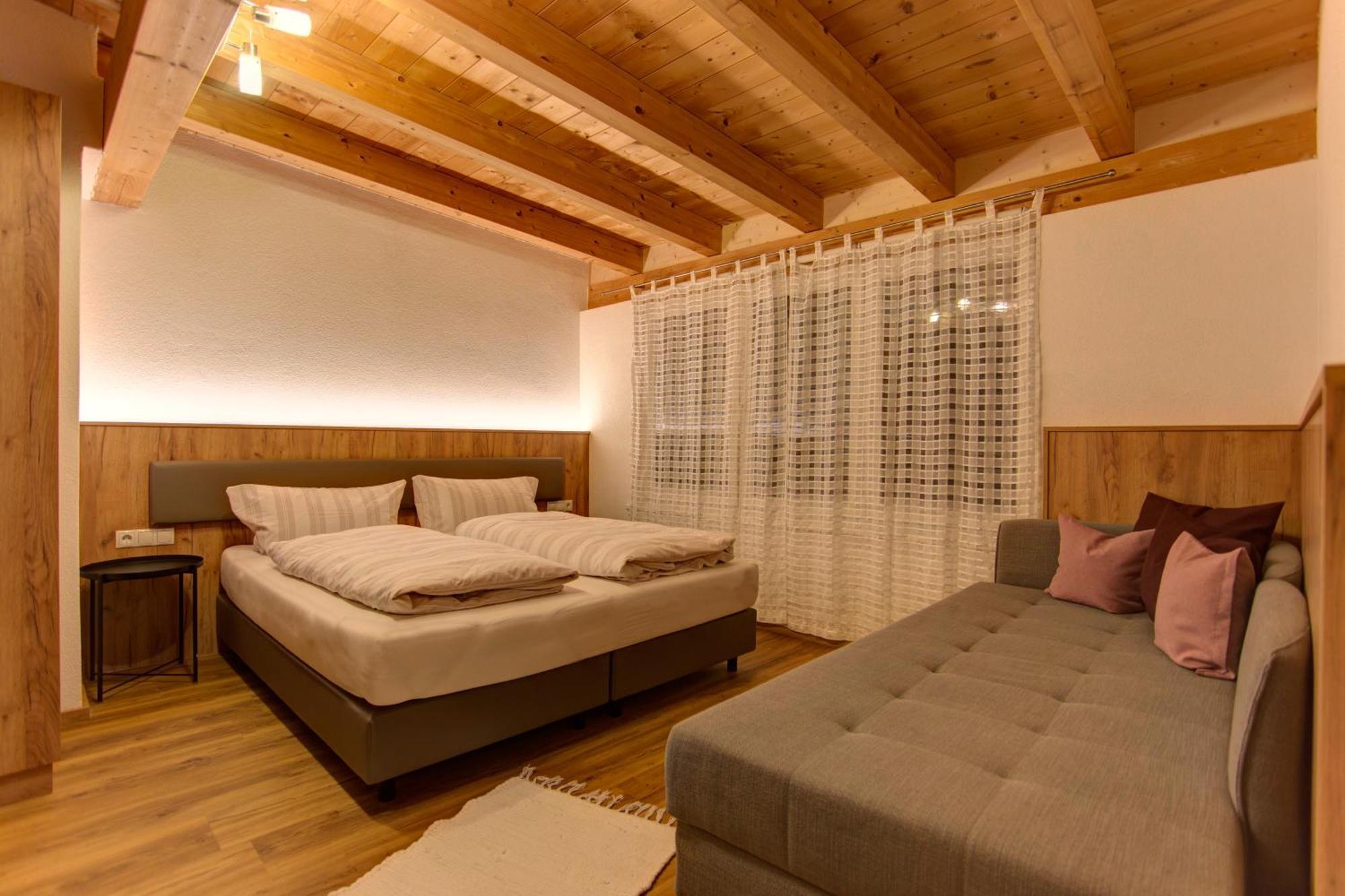 Haus Mattle Apartment Pettneu am Arlberg Luaran gambar