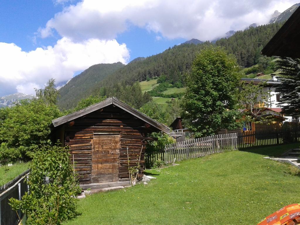 Haus Mattle Apartment Pettneu am Arlberg Luaran gambar