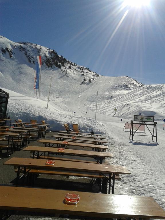 Haus Mattle Apartment Pettneu am Arlberg Luaran gambar